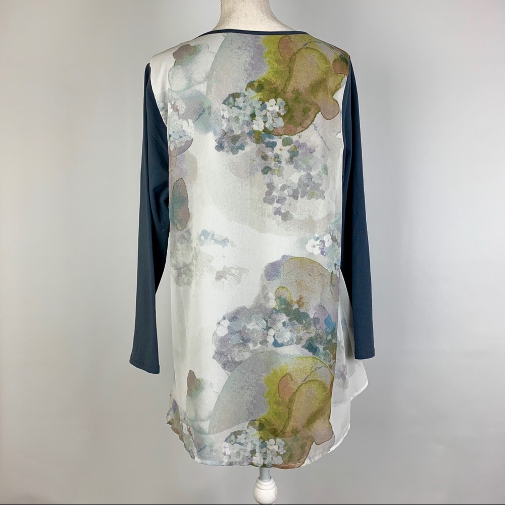 Soft Surroundings Top PL Gray Multi Floral Blouse